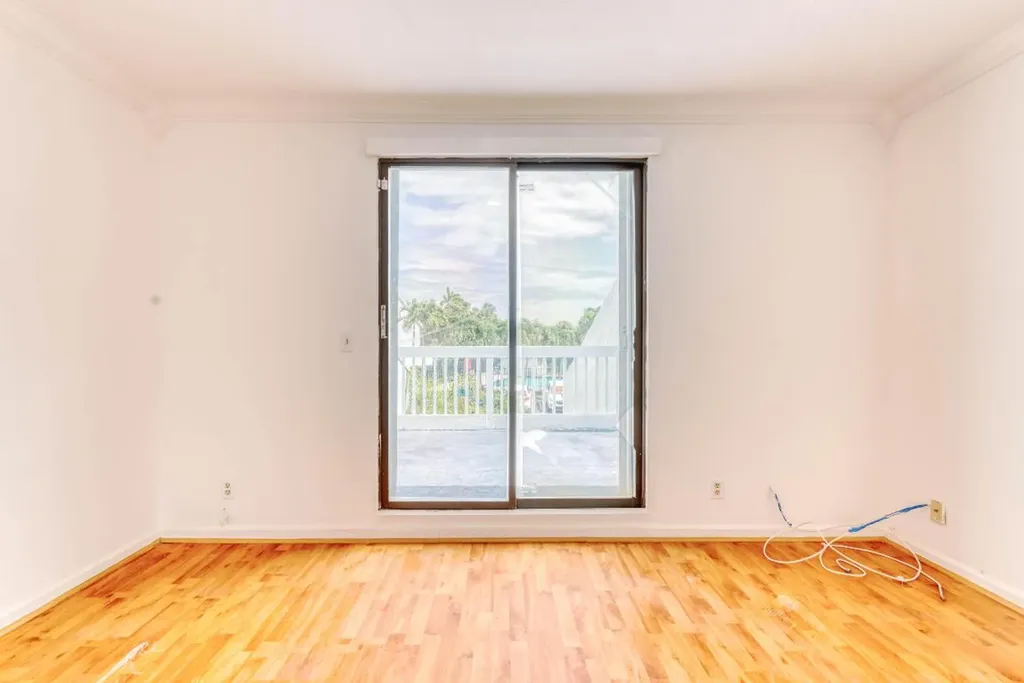 101 Fairway Lane Royal Palm Beach FL 33411