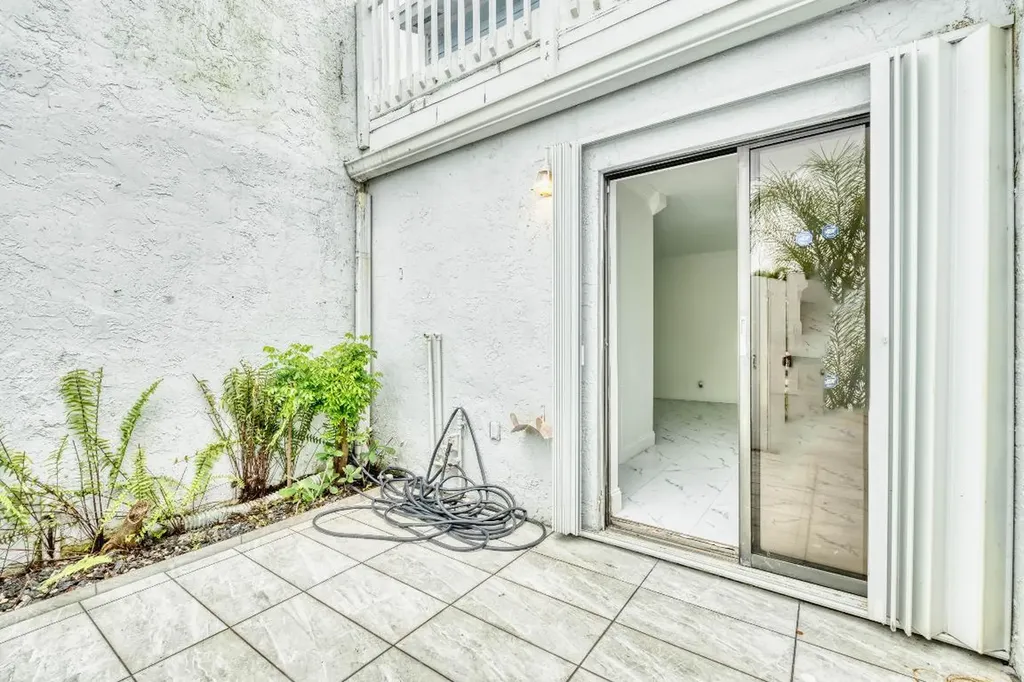 101 Fairway Lane Royal Palm Beach FL 33411