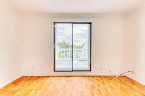 101 Fairway Lane Royal Palm Beach FL 33411