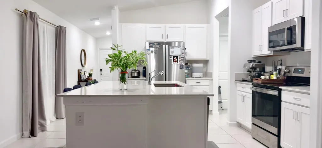 612 Papillon Street SW Palm Bay FL 32908