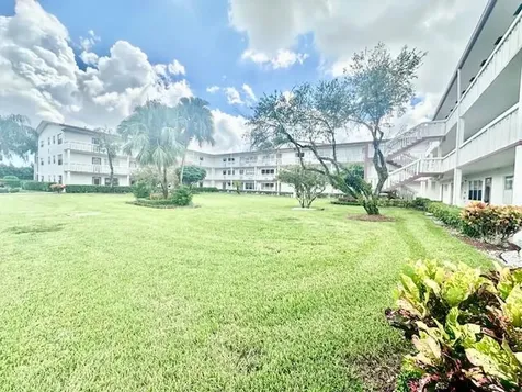 583 Fanshaw Boca Raton FL 33434