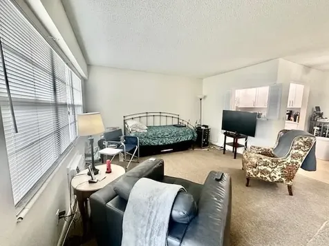 583 Fanshaw Boca Raton FL 33434