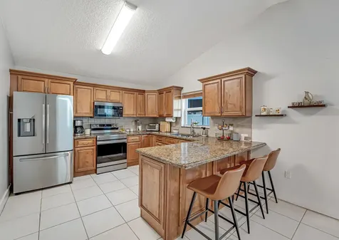 610 NW 207th Avenue Pembroke Pines FL 33029