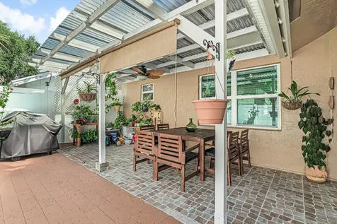 610 NW 207th Avenue Pembroke Pines FL 33029