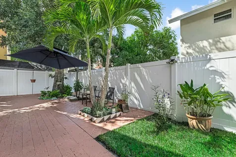 610 NW 207th Avenue Pembroke Pines FL 33029