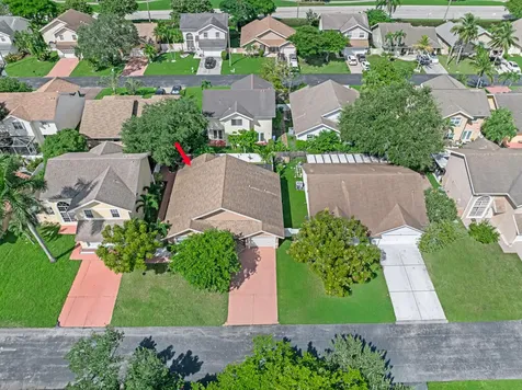 610 NW 207th Avenue Pembroke Pines FL 33029