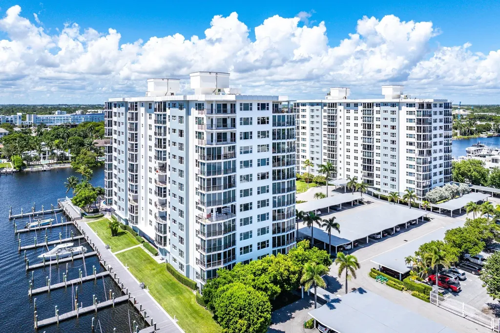 220 Macfarlane Drive Delray Beach FL 33483