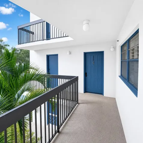 5340 NW 2nd Avenue Boca Raton FL 33487