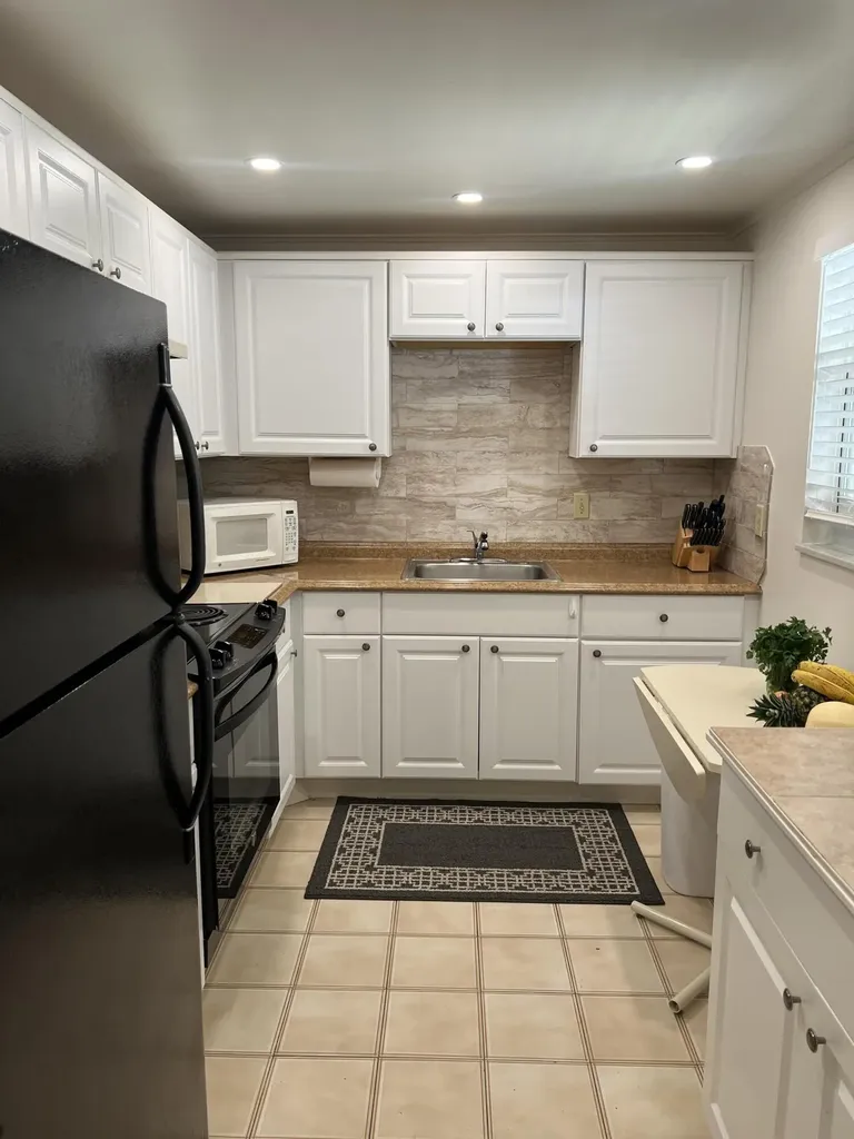 504 Davis Road Palm Springs FL 33461