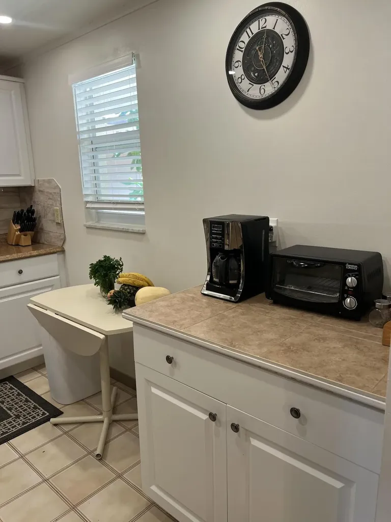 504 Davis Road Palm Springs FL 33461