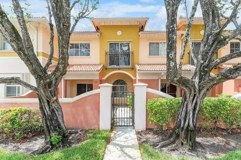 1407 S Santa Catalina Circle North Lauderdale FL 33068