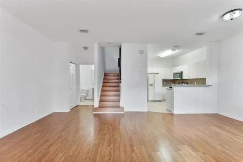 1407 S Santa Catalina Circle North Lauderdale FL 33068