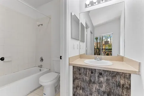 1407 S Santa Catalina Circle North Lauderdale FL 33068