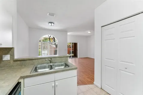 1407 S Santa Catalina Circle North Lauderdale FL 33068
