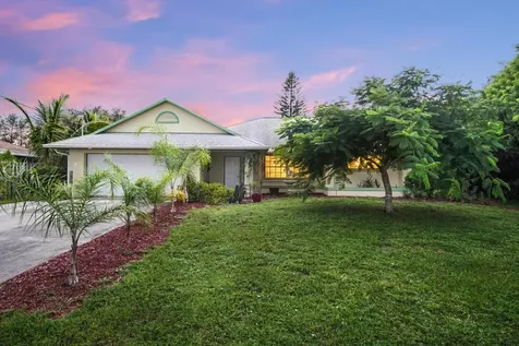 566 SE Oakridge Drive Port St Lucie FL 34984