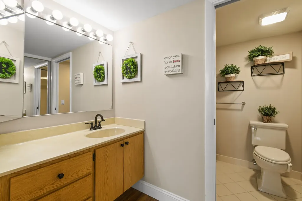 1901 Marina Isle Way Jupiter FL 33477
