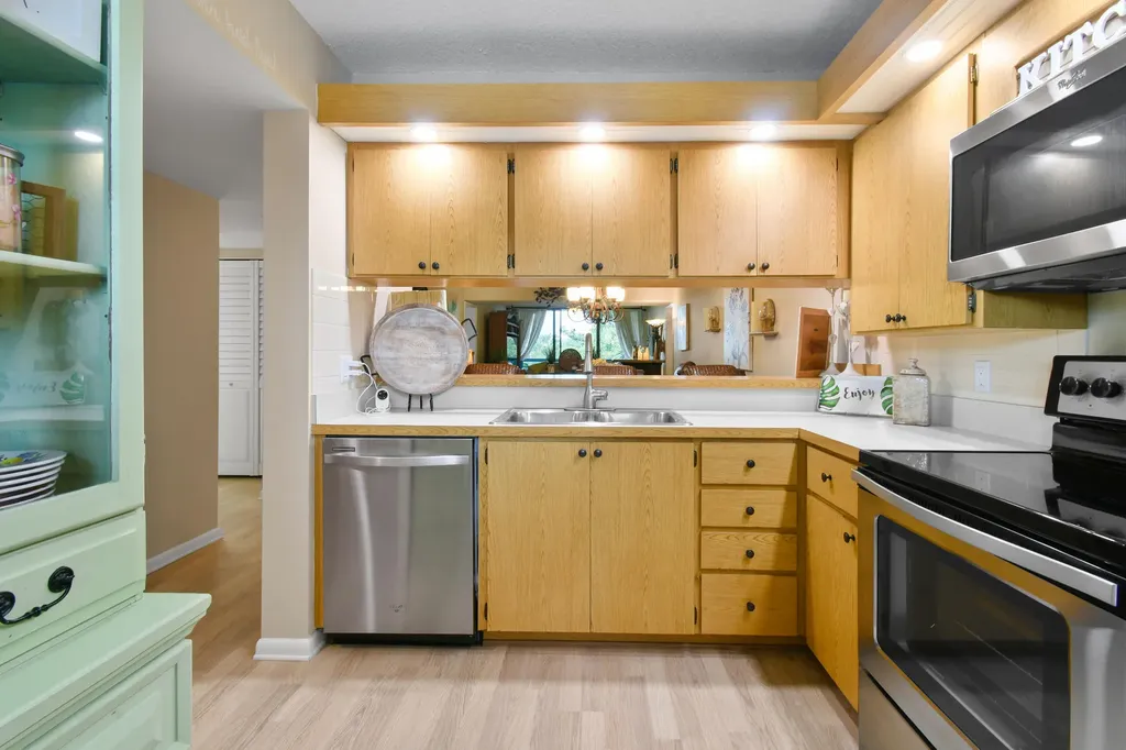 1901 Marina Isle Way Jupiter FL 33477