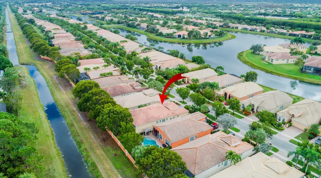 9565 Via Elegante Wellington FL 33411