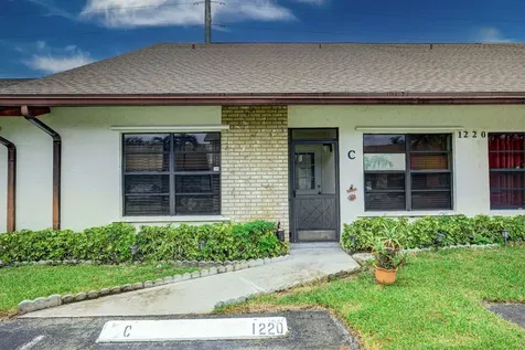 1220 Parkside Green Drive Greenacres FL 33415