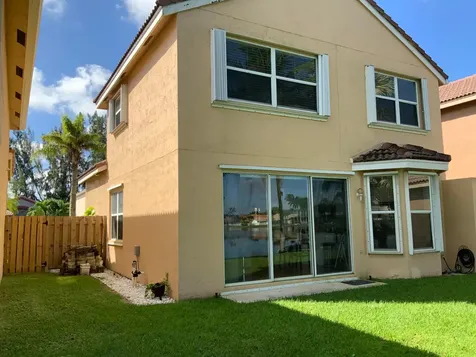 7835 Springfield Lake Drive Lake Worth FL 33467