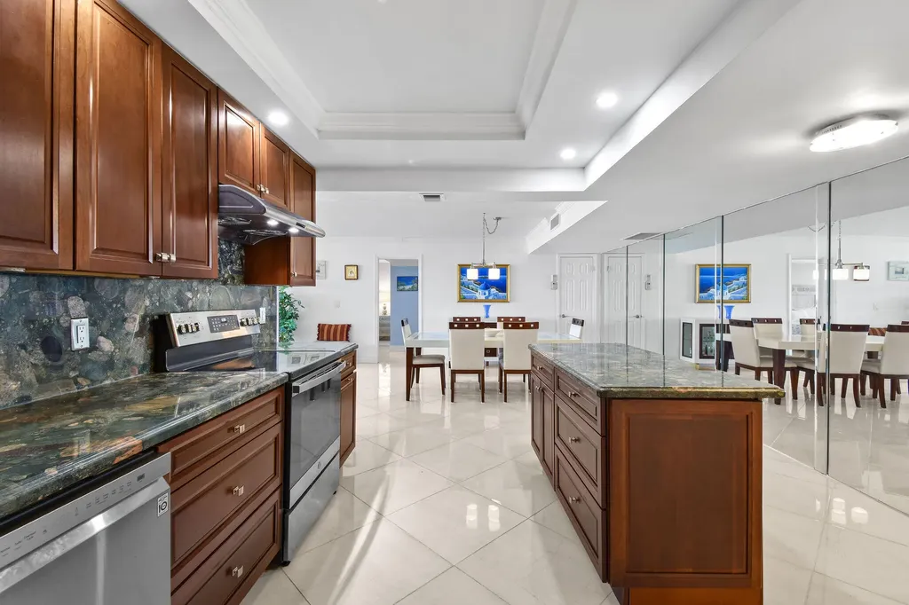 3460 S Ocean Boulevard Palm Beach FL 33480
