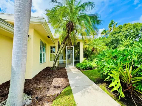 406 SW Fairway Landing Port St Lucie FL 34986