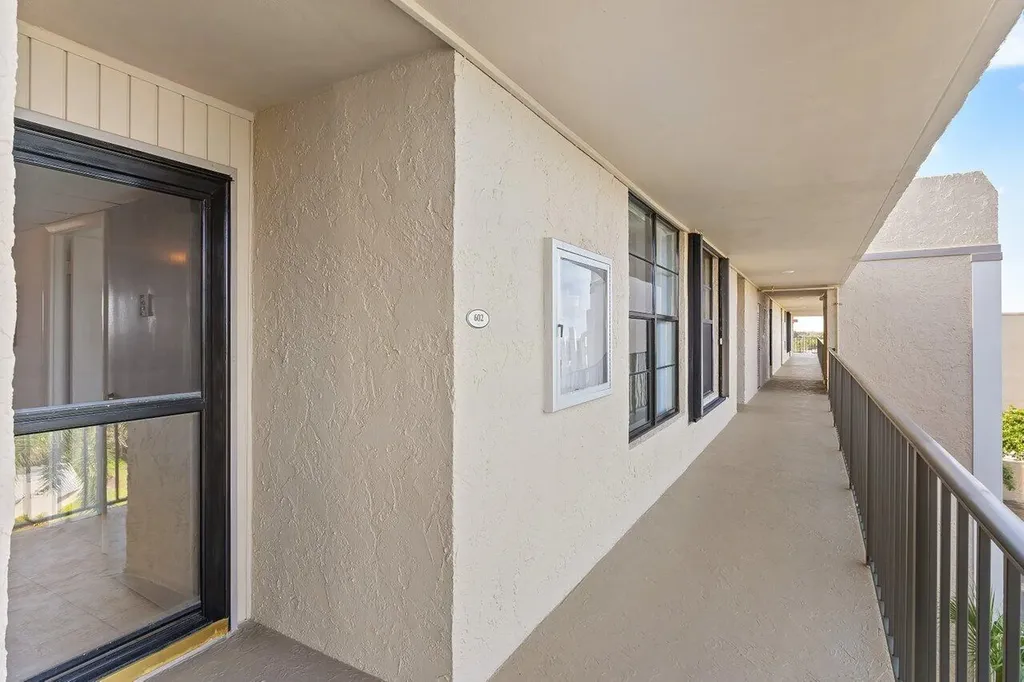 13 Royal Palm Way Boca Raton FL 33432