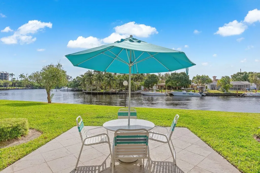 13 Royal Palm Way Boca Raton FL 33432