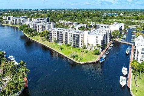 13 Royal Palm Way Boca Raton FL 33432