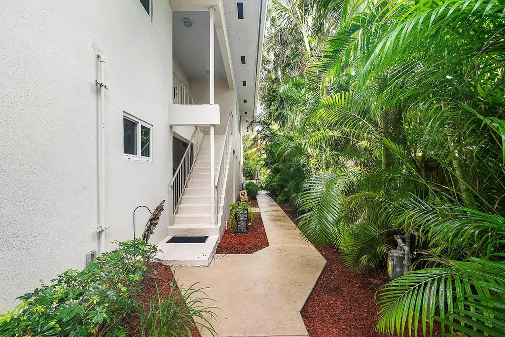 200 Andrews Avenue Delray Beach FL 33483