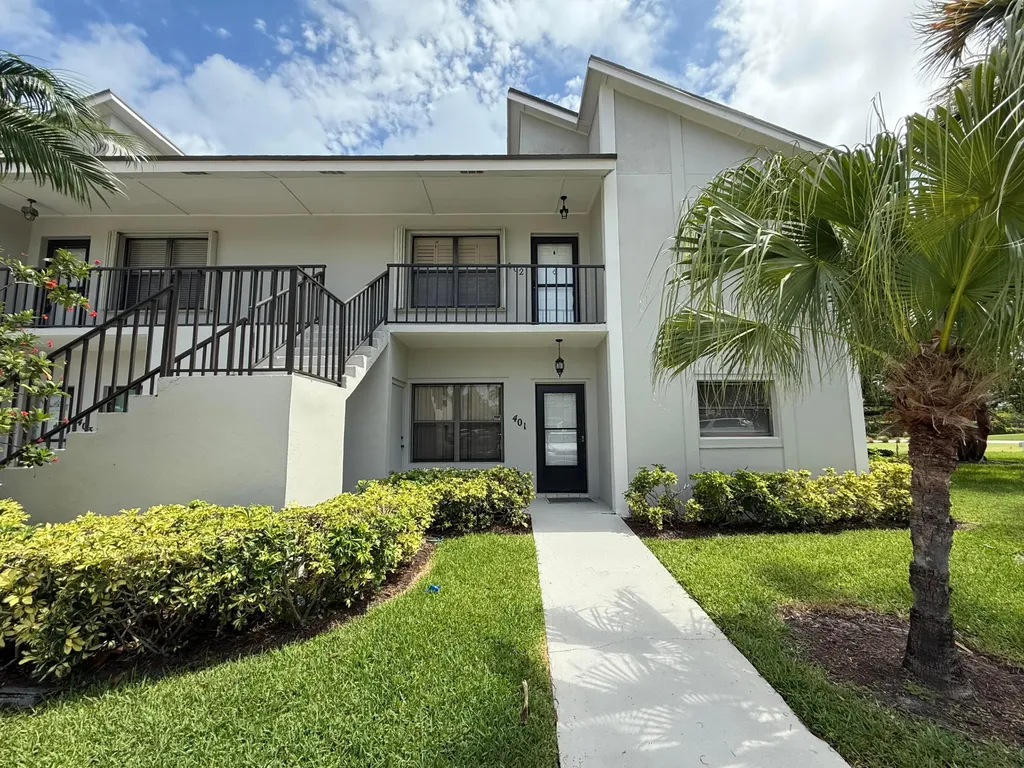 401 Clubhouse Circle Jupiter FL 33477