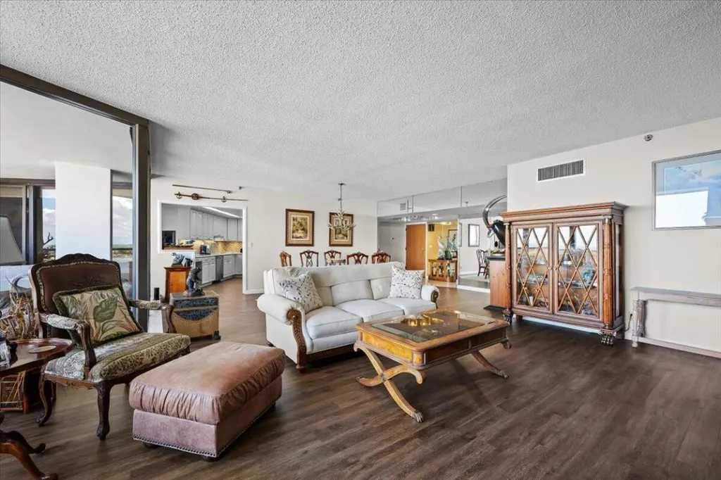 100 Lakeshore Drive North Palm Beach FL 33408