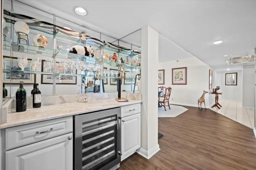 100 Lakeshore Drive North Palm Beach FL 33408