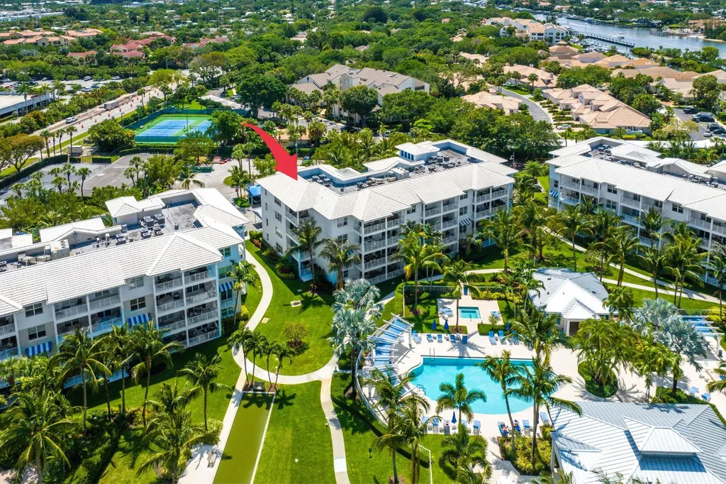 944 Bay Colony Drive S Juno Beach FL 33408