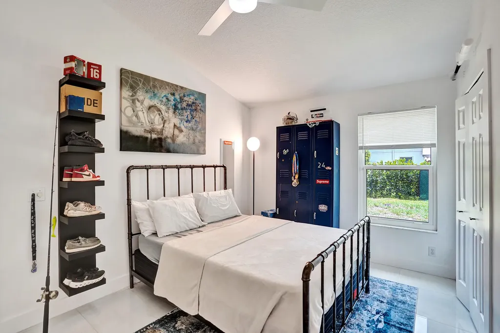 4300 Hunting Trail Lake Worth FL 33467