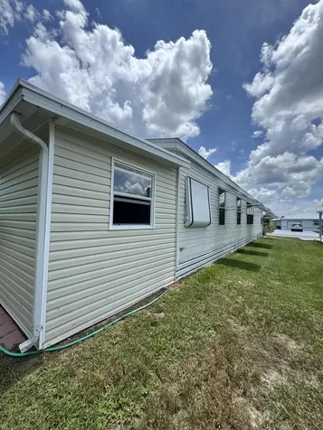 35 La Puerta Del Norte Fort Pierce FL 34951