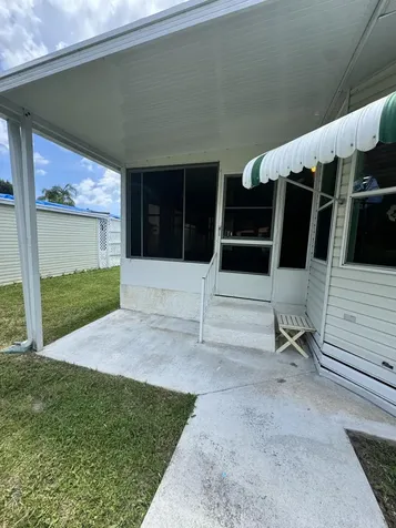 35 La Puerta Del Norte Fort Pierce FL 34951