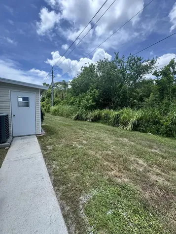 35 La Puerta Del Norte Fort Pierce FL 34951