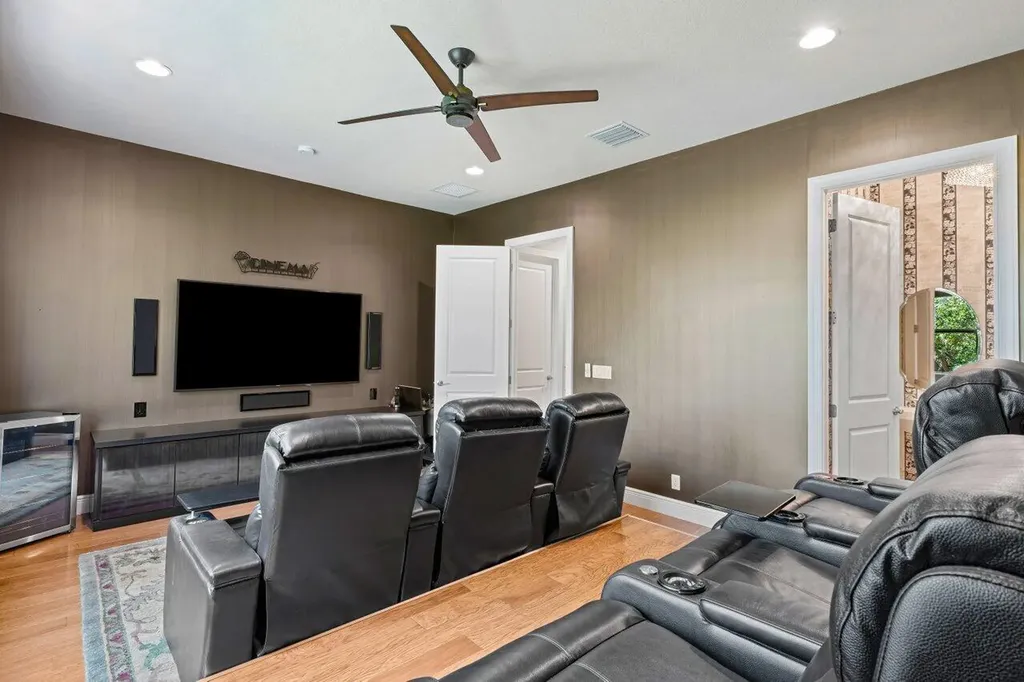 6464 Bellamalfi Street Boca Raton FL 33496