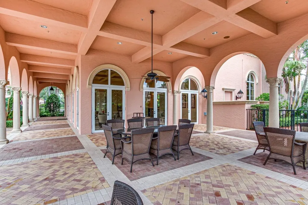 6464 Bellamalfi Street Boca Raton FL 33496