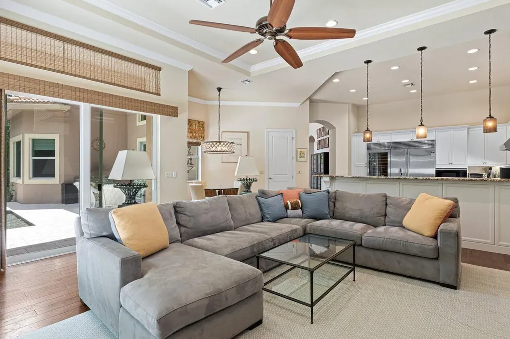 6464 Bellamalfi Street Boca Raton FL 33496