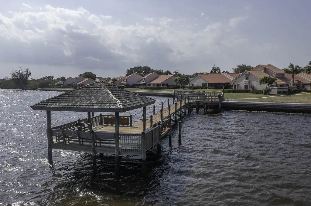 3303 SE Sandpiper Circle Port St Lucie FL 34952