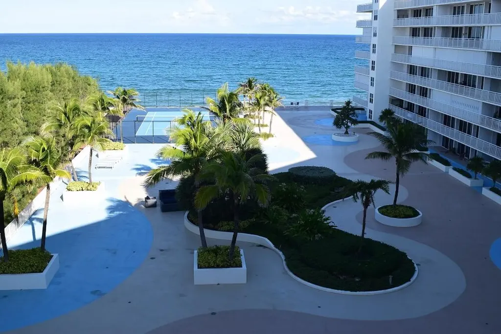 3546 S Ocean Boulevard South Palm Beach FL 33480