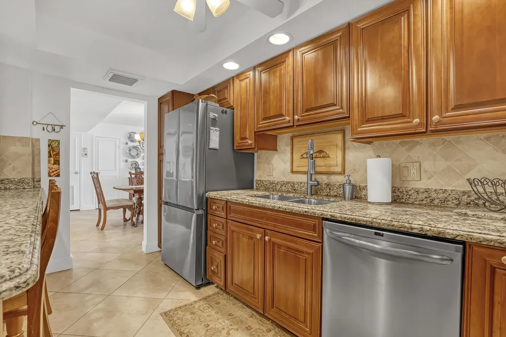 3546 S Ocean Boulevard South Palm Beach FL 33480