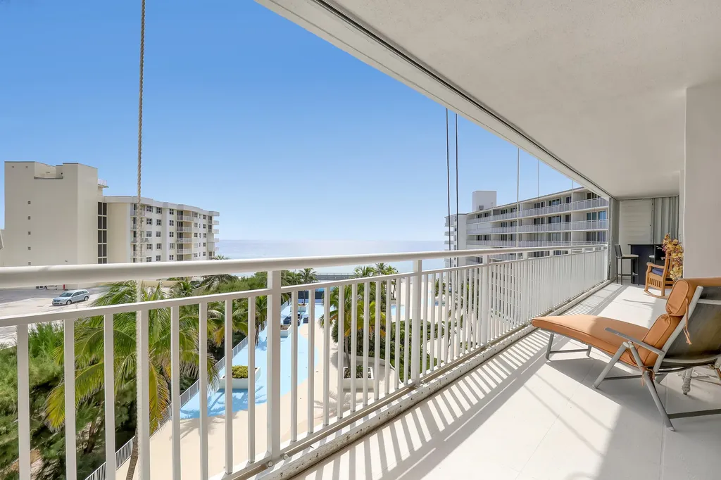 3546 S Ocean Boulevard South Palm Beach FL 33480