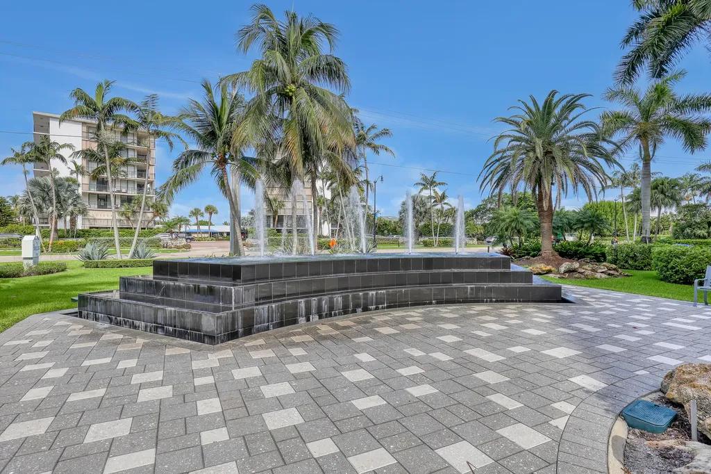 3546 S Ocean Boulevard South Palm Beach FL 33480