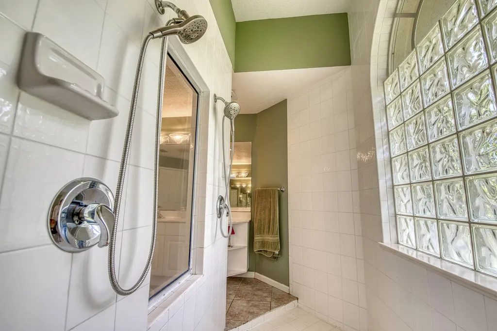 5681 Lago Del Sol Drive Lake Worth FL 33449
