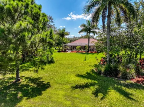 5681 Lago Del Sol Drive Lake Worth FL 33449