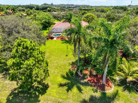 5681 Lago Del Sol Drive Lake Worth FL 33449