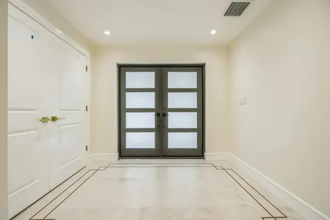 7033 San Sebastian Circle Boca Raton FL 33433